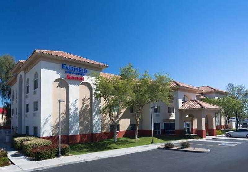Comfort Inn & Suites Phoenix North - Deer Valley Exterior foto